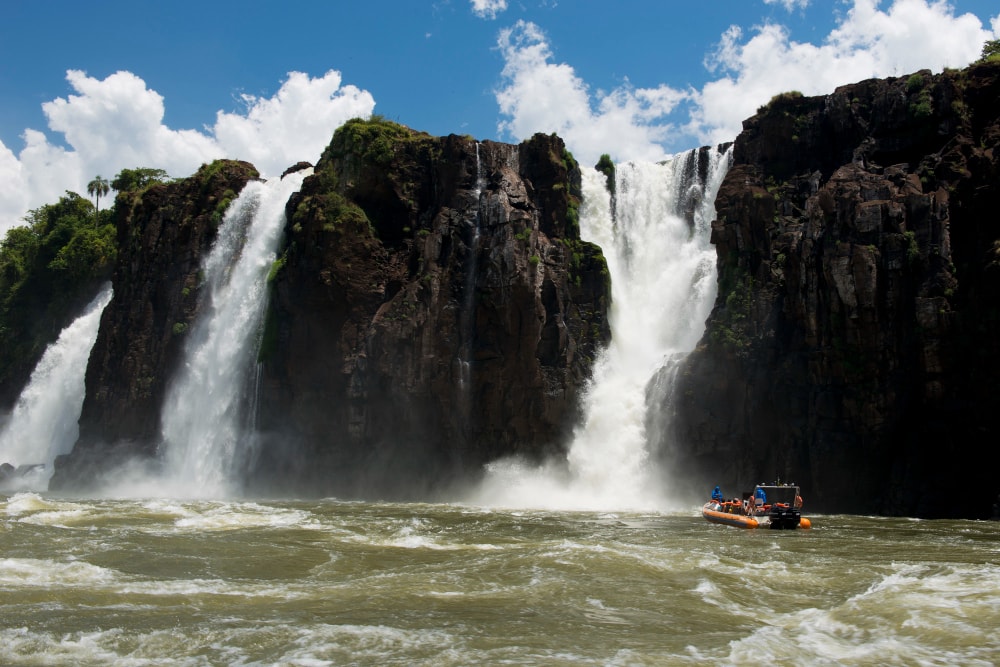 Paseos en bote por las Cataratas del Iguazú