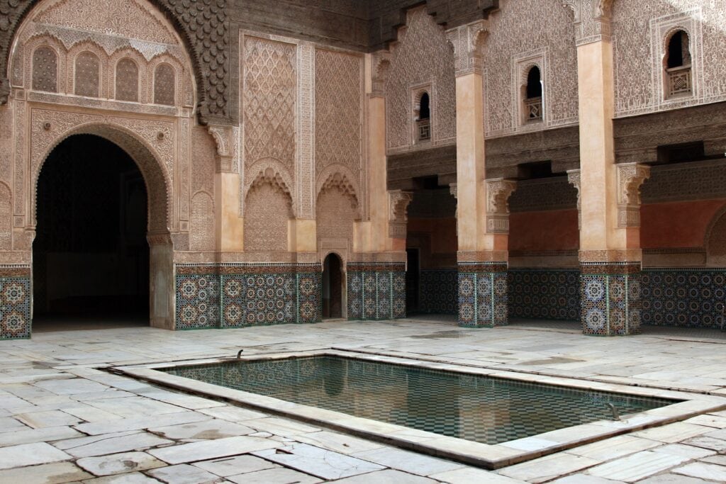 interior de Madrasa Ben Youssef