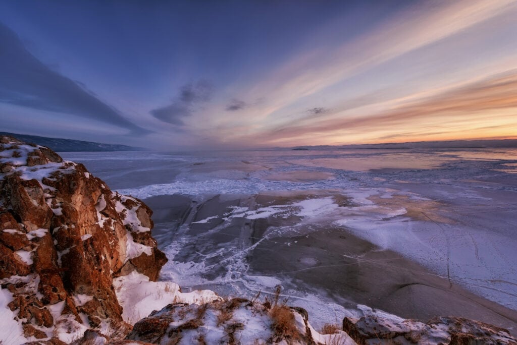 paisaje de lago Baikal