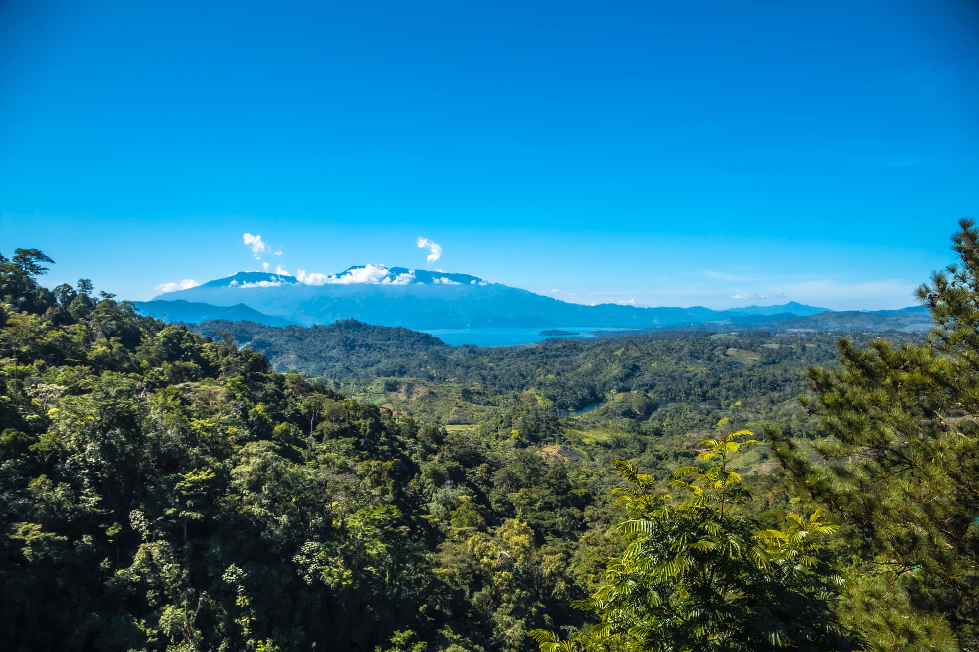 Panacam: Parque nacional Azul Meámbar - Viajeros Ocultos