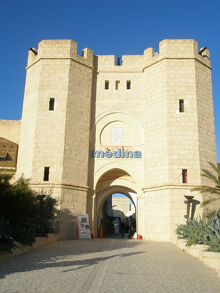 entrada a medina de Hammamet 