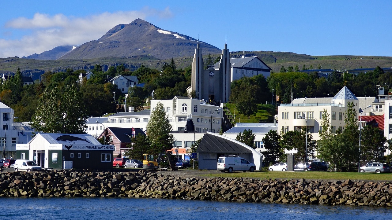 Akureyri la capital del norte de Islandia - Viajeros Ocultos