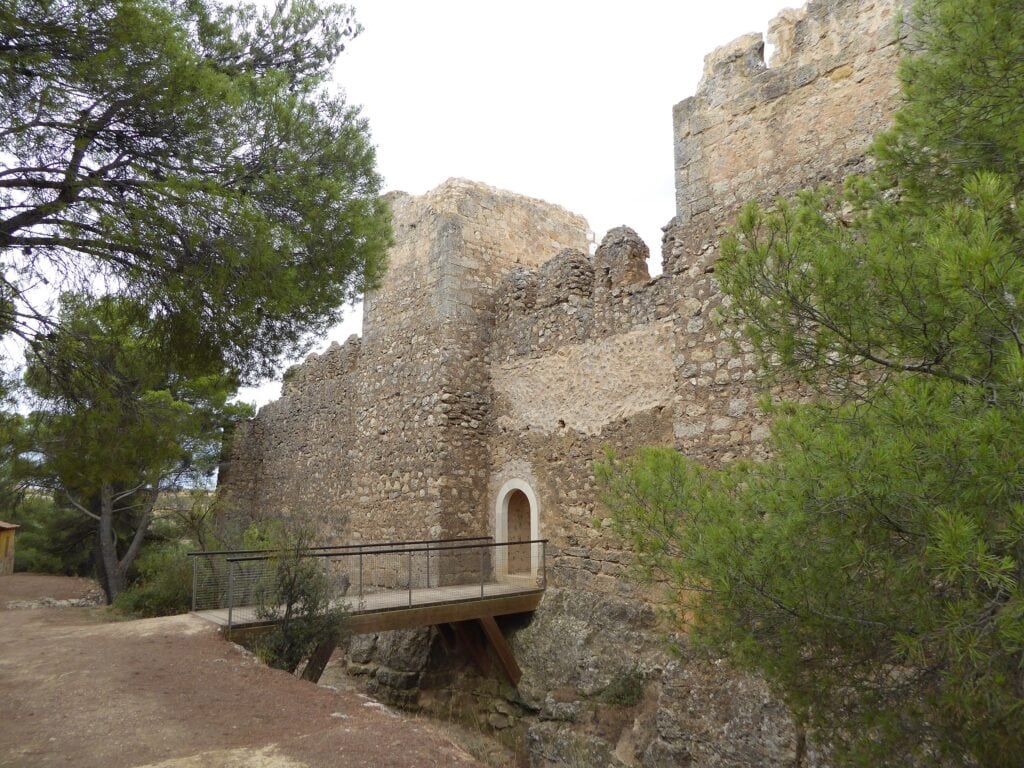 Castillo-de-Anento