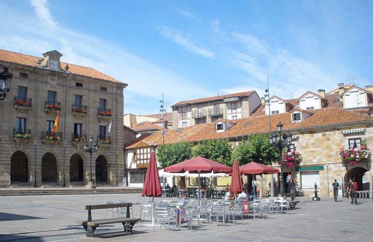 plaza en Reinosa Cantabria