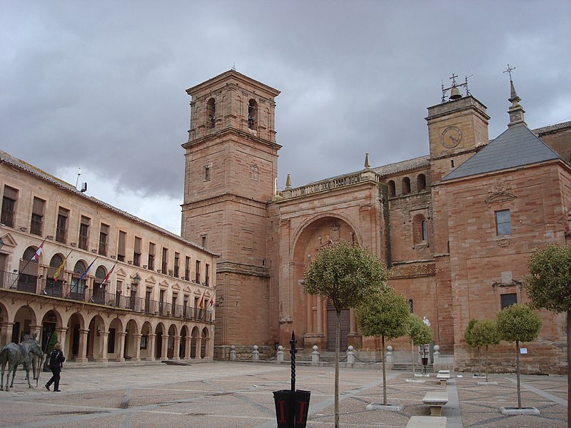 Villanueva de los Infantes, estructuras