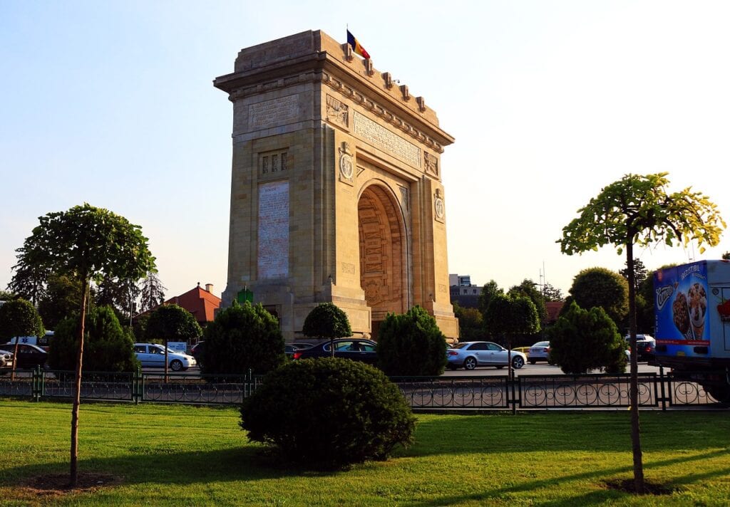 Arco-del-triunfo-de-Bucarest