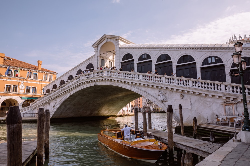 puente en venecia