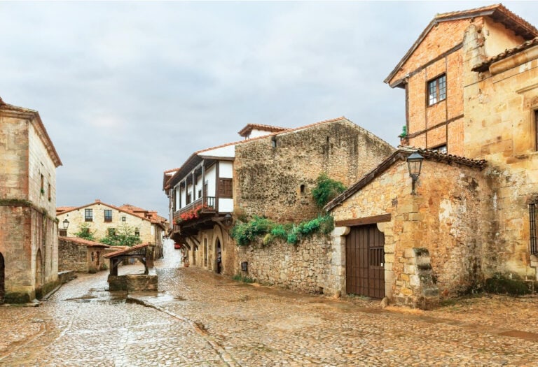 casas de santillana del mar