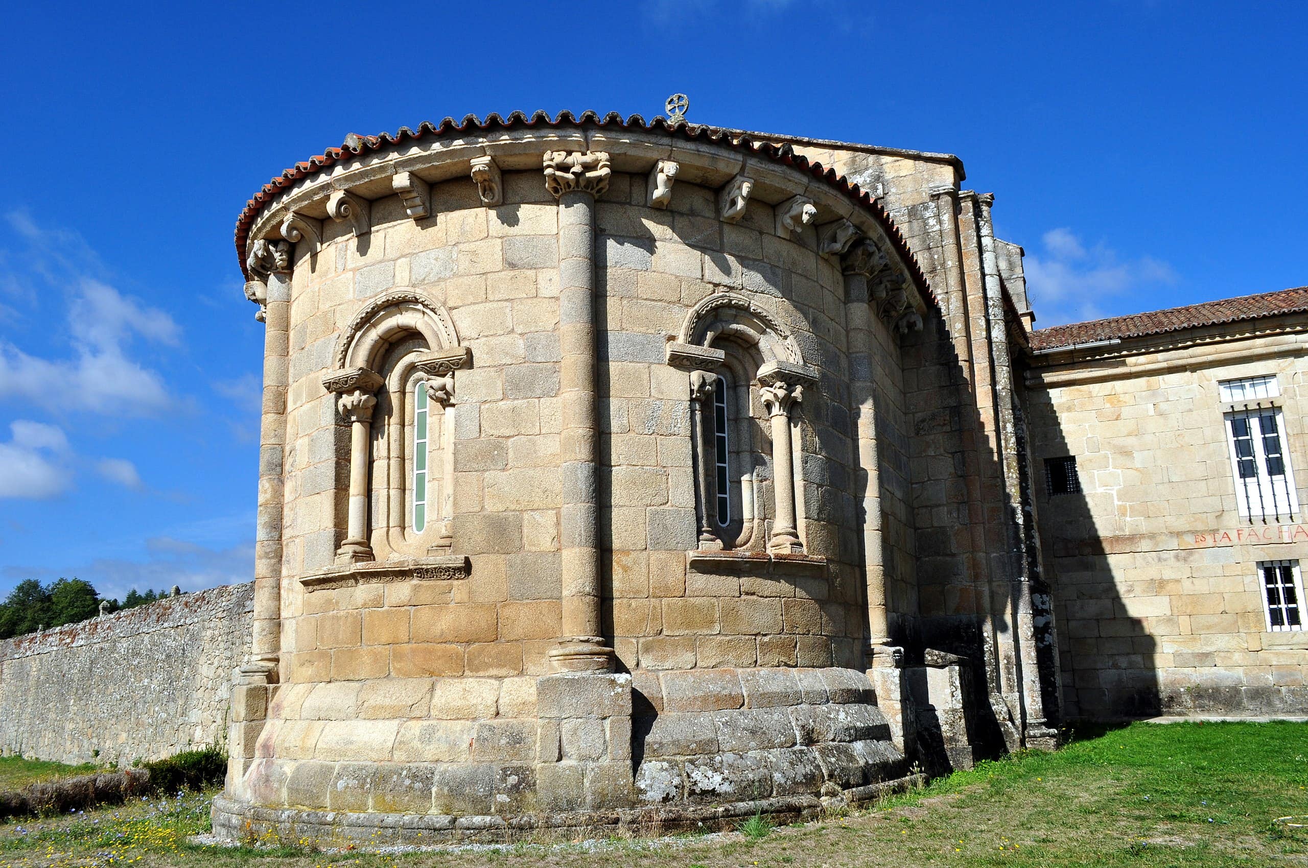 monasterio-románico-galicia