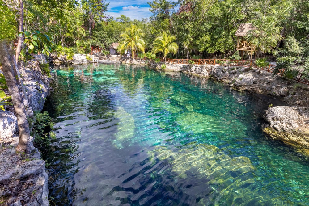 cenote-riviera-maya