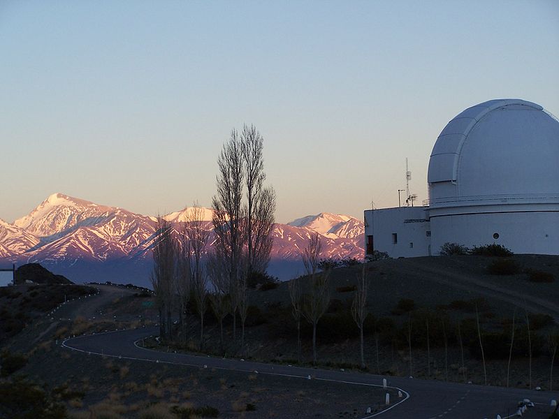 amanecer en Observatorio El Leoncito