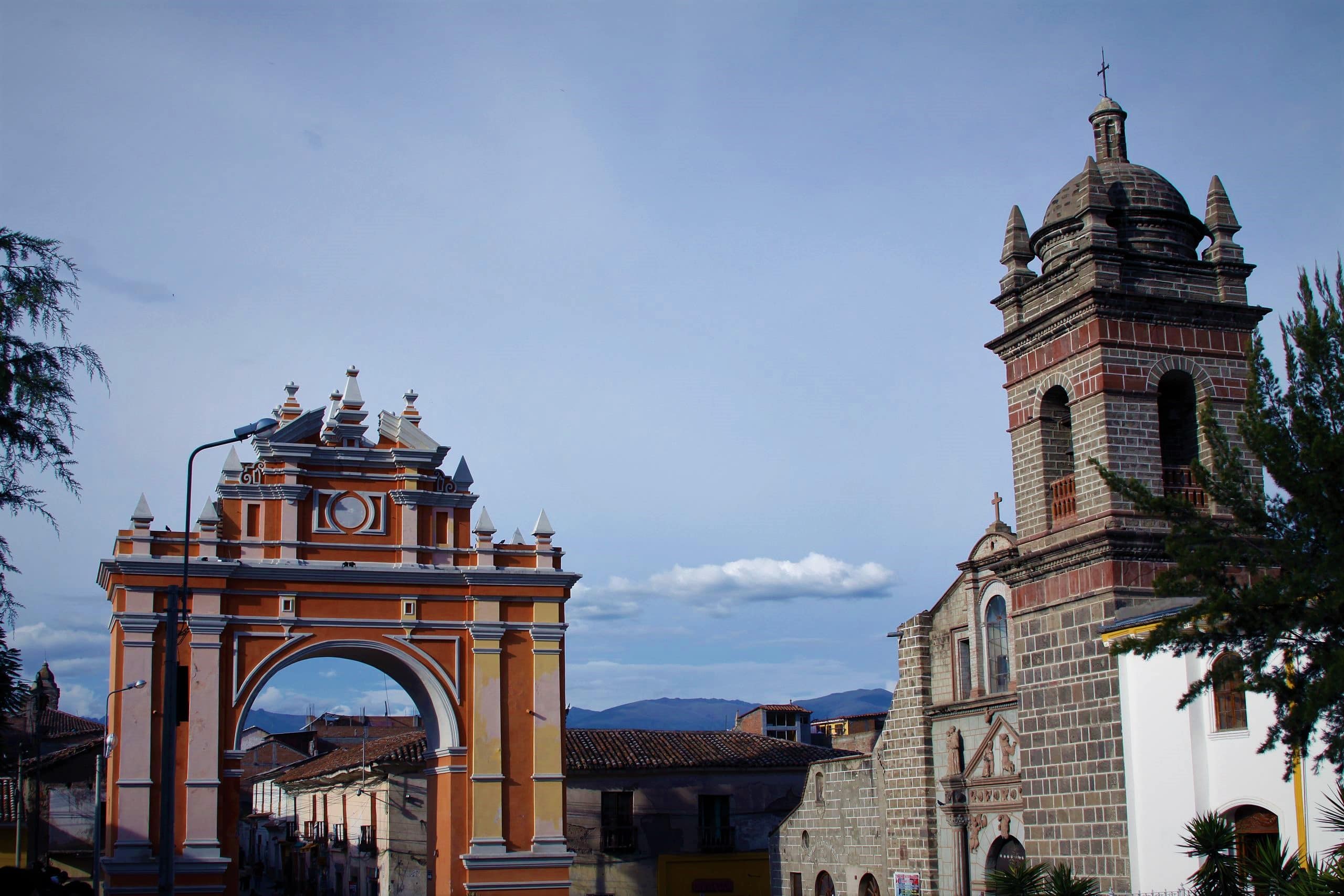 Ayacucho-Arcos-del-Triunfo
