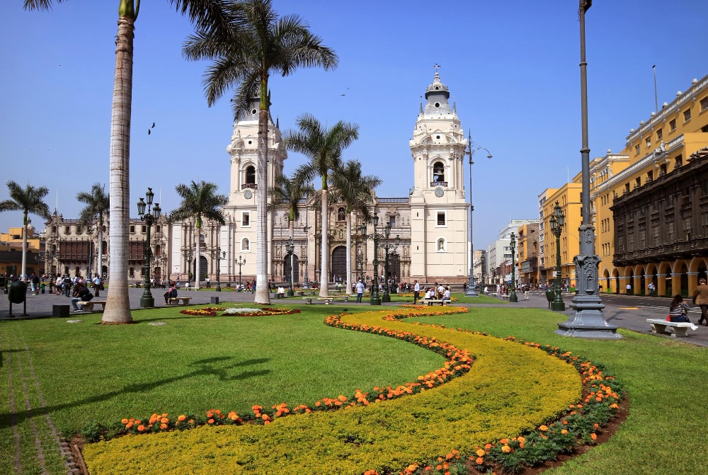 Plaza-de-Armas-de-Lima