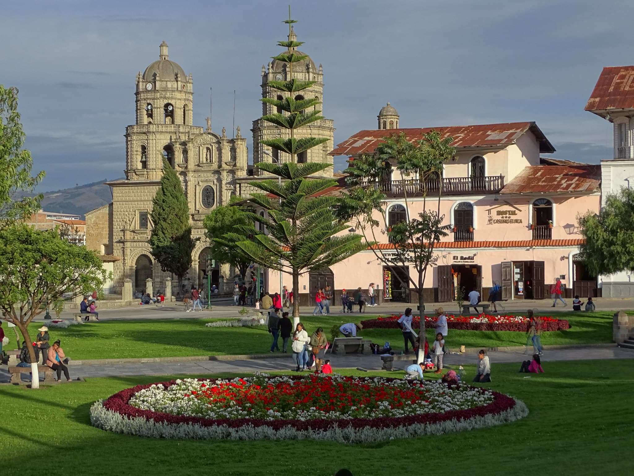 Plaza-de-Armas-de-Cajamarca