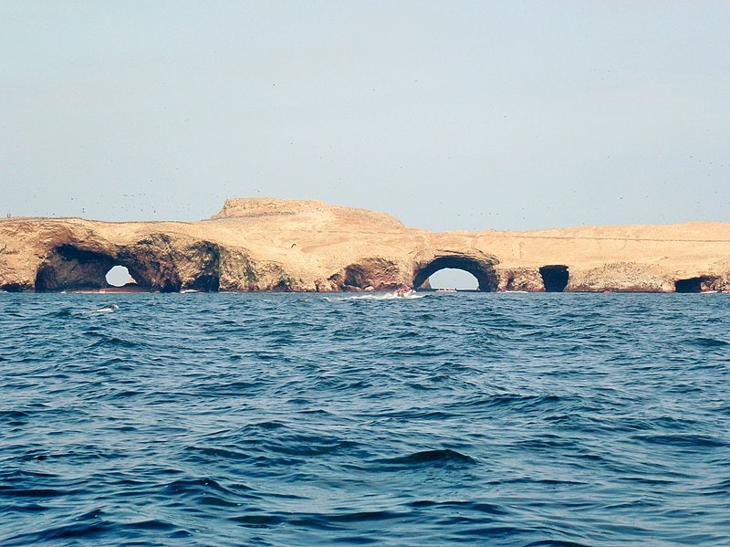 rocas en Islas Ballestas
