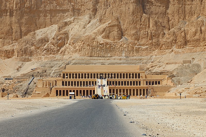 entrada al templo Hatshepsut