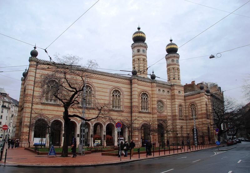 sinagoga en el antiguo barrio judío de Budapest