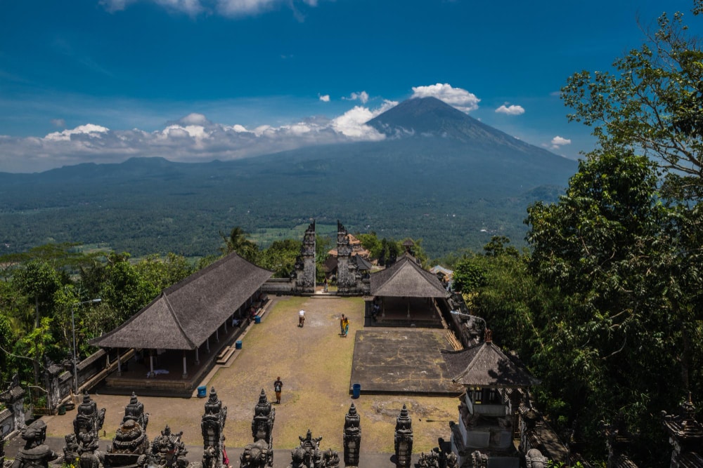 monte-agung-este-de-Bali