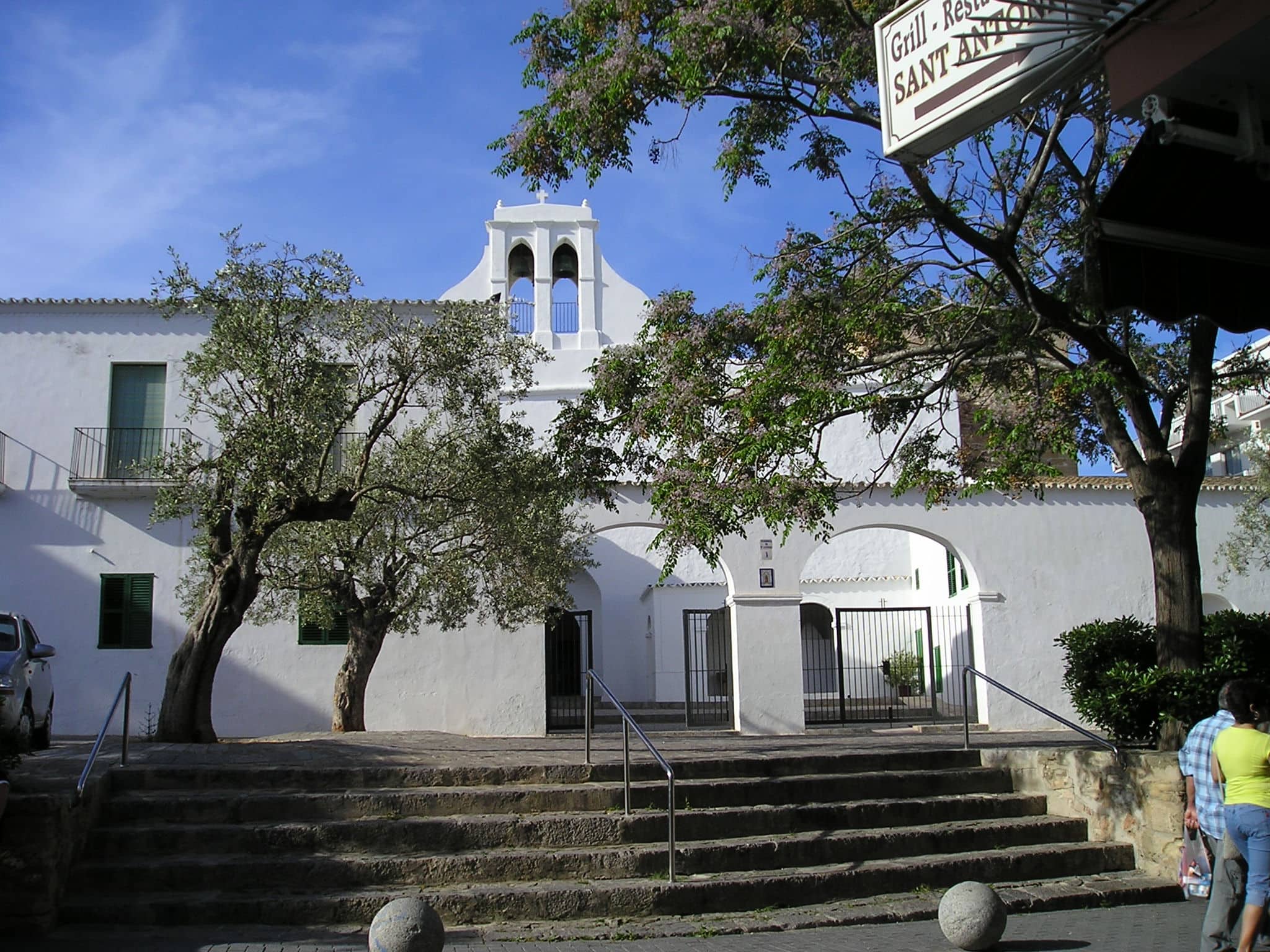 Iglesia-de-san-antonio-ibiza