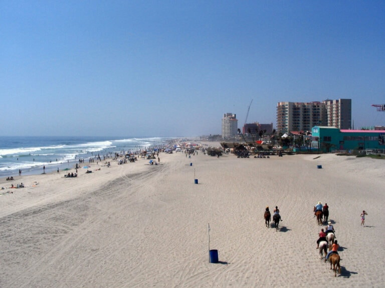 Restaurantes en Rosarito.