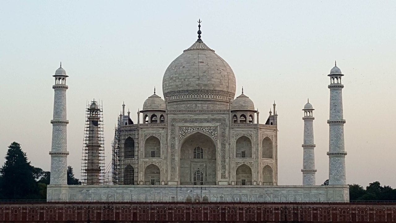 cúpulas del Taj Mahal