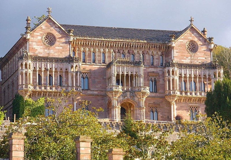 fachada Palacio de Sobrellano