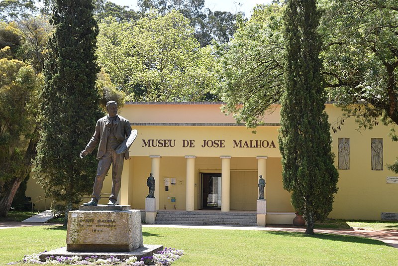 fachada exterior de Museo José Malhoa