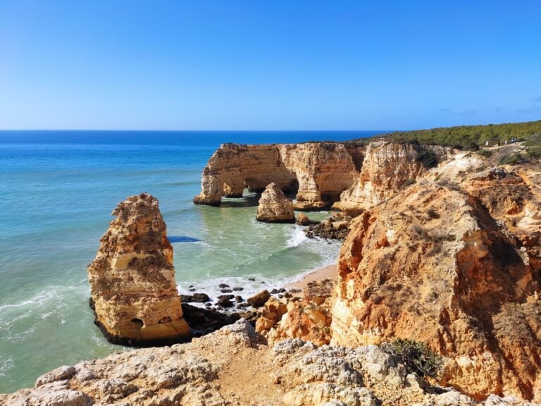acantilados en Lagoa Algarve